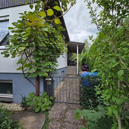 Apartment Ruhiges Mit Garten *
